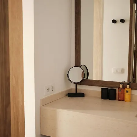 Alava 아파트