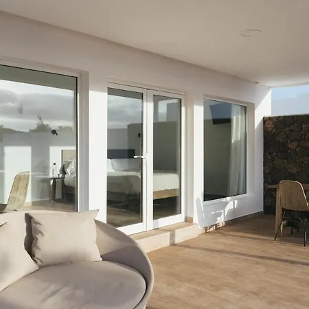 Alava * Costa Teguise